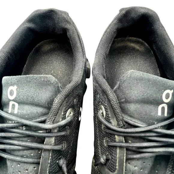 On Running On Cloud 5 Men’s 7 Shoes All Black Running Walking Sneaker Athletic - Picture 13 of 16